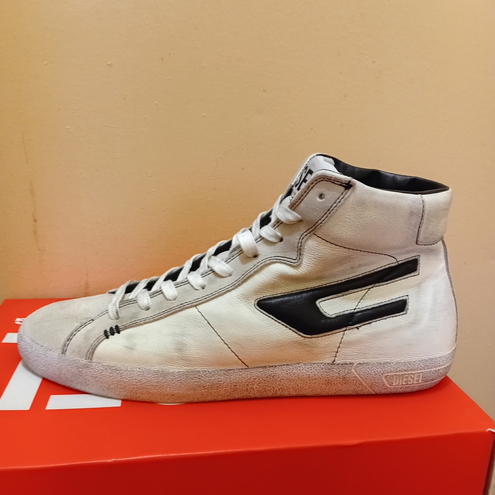 Diesel High-Top White and Black Sneakers